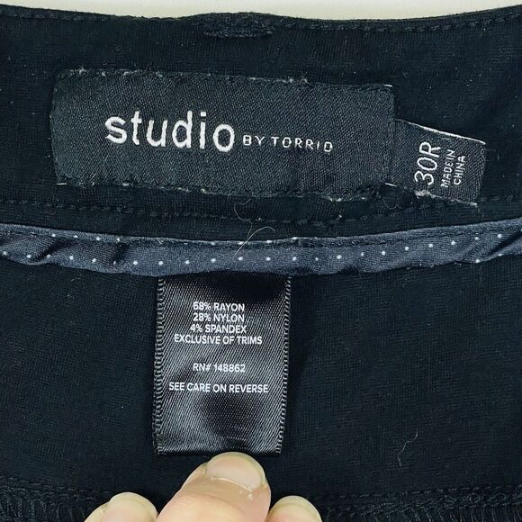Studio by Torrid Black Ponte Knit Stretch Career Pants Trousers Womens 30 Plus - Picture 7 of 7